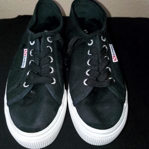 Superga low top flatform shoes 7.5 /38